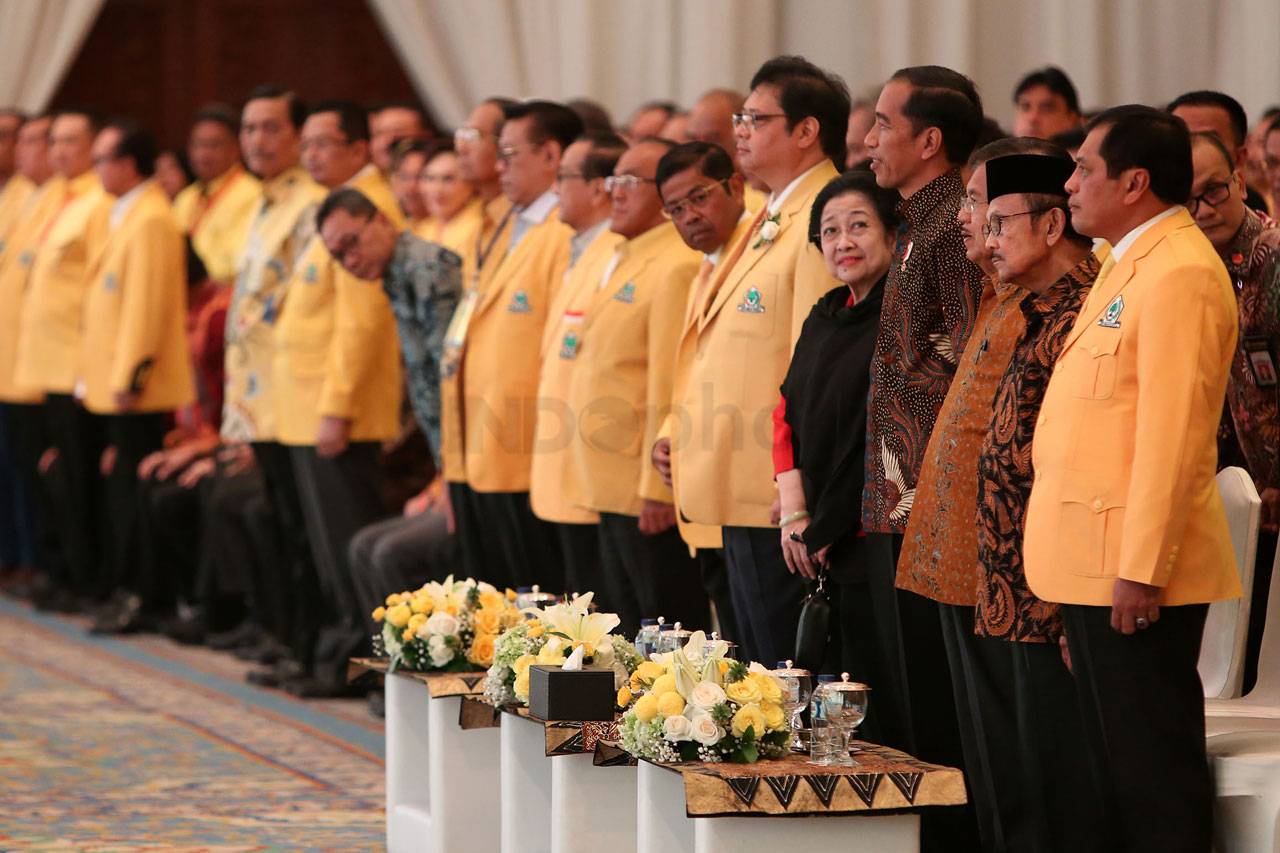 Presiden Jokowi Buka...
