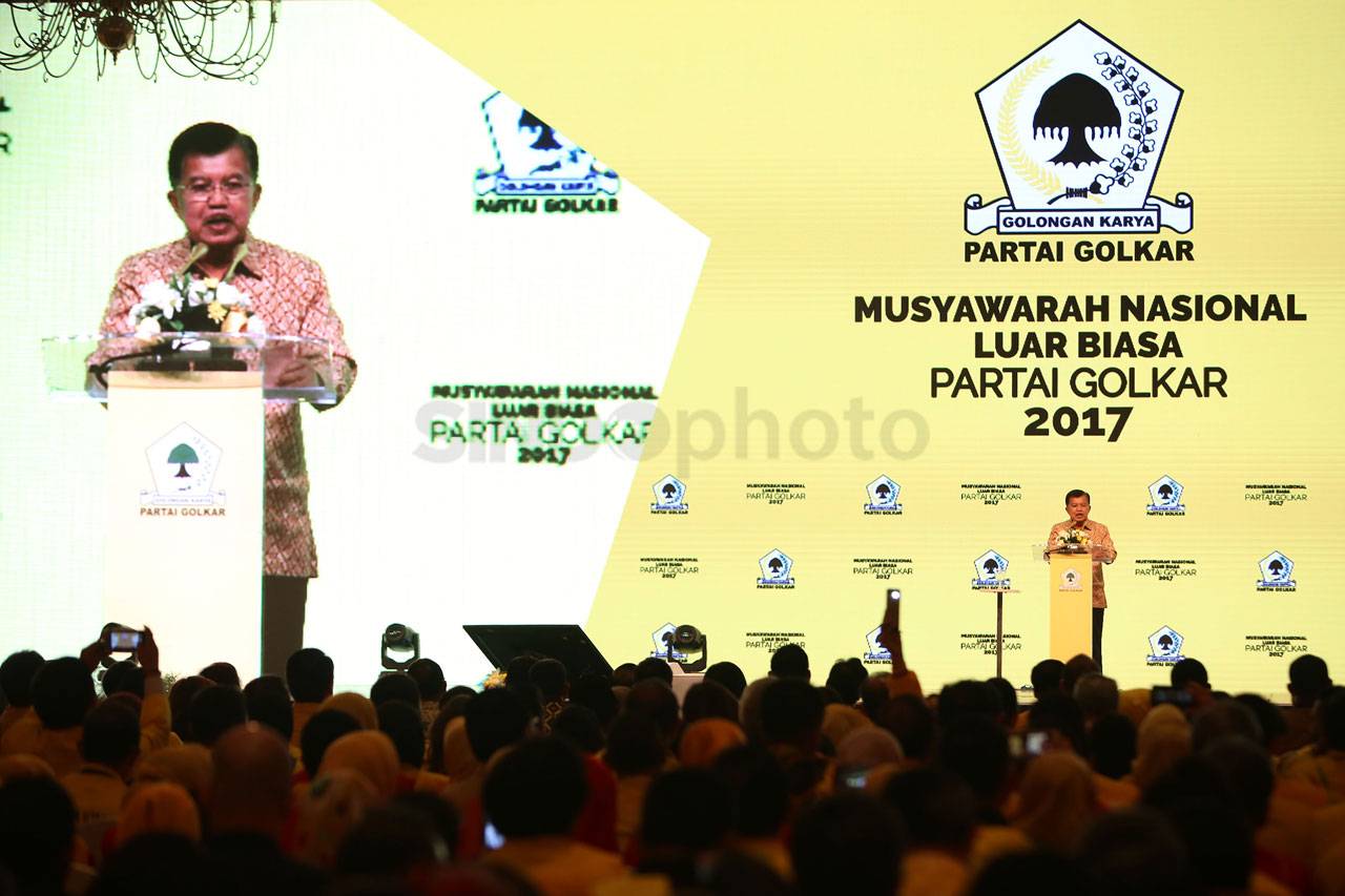 Airlangga Hartarto Resmi...