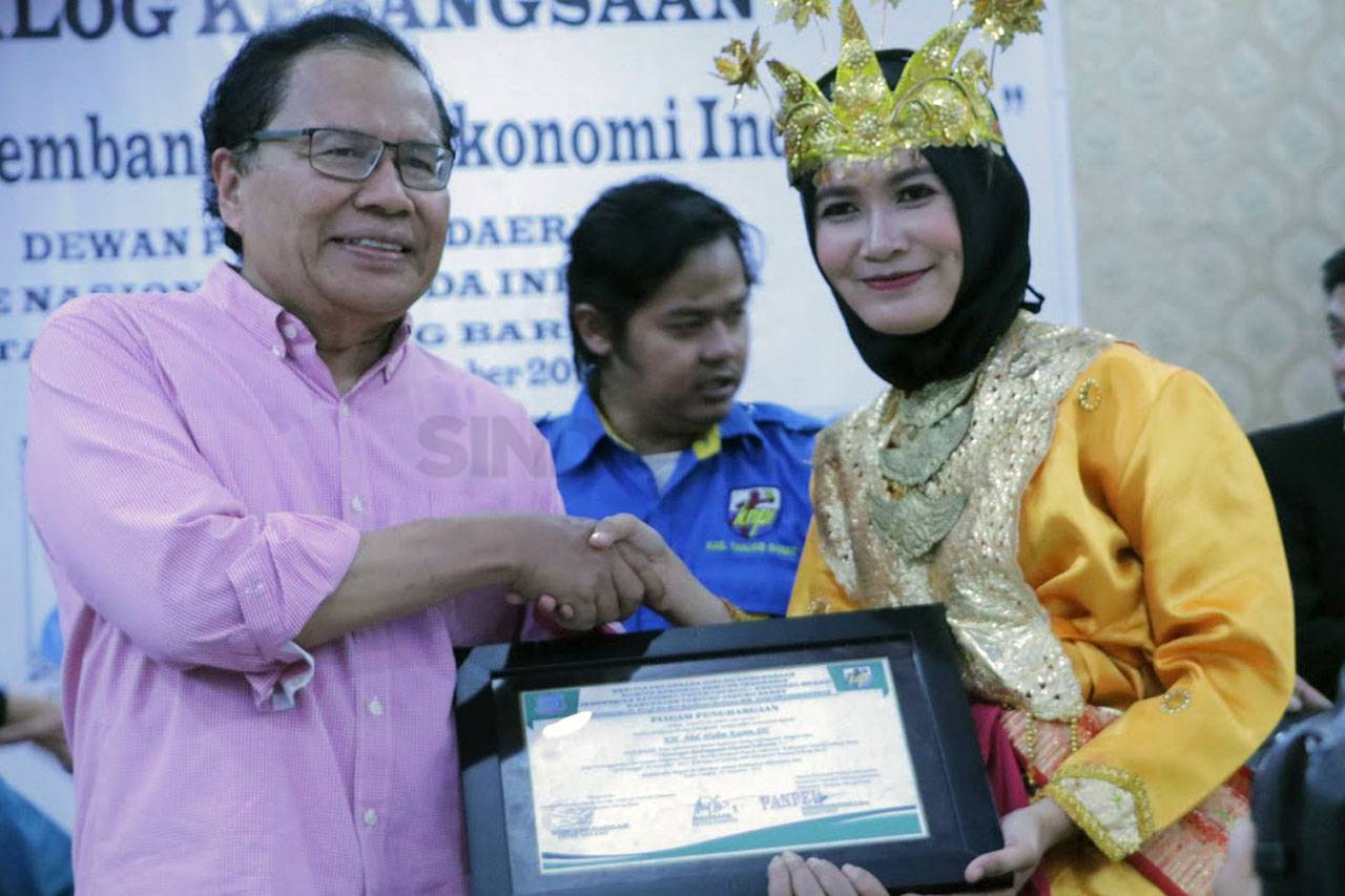 Rizal Ramli Hadiri Dialog...