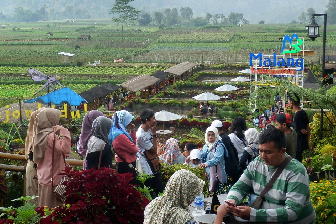 Cafe Sawah BNI, Berdayakan...