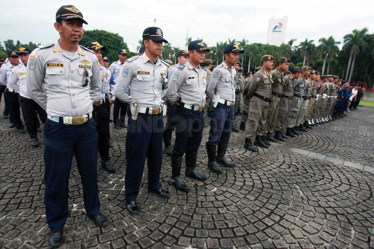 Polri-TNI Gelar Apel...