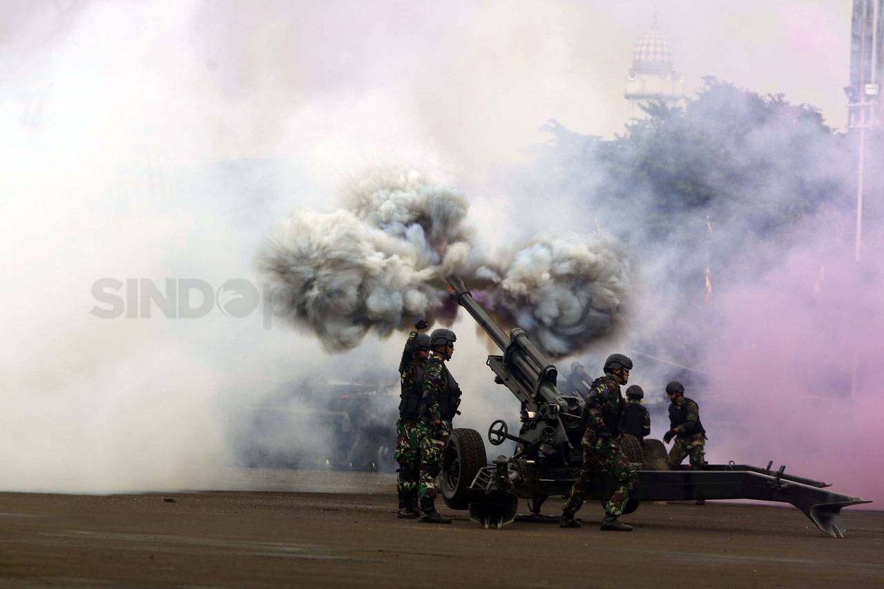 Panglima TNI Kunjungi...