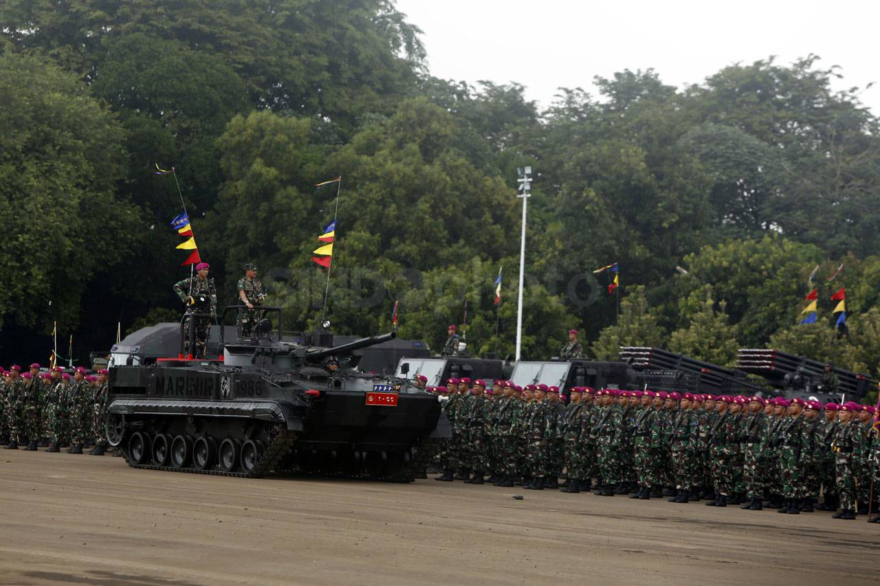 Panglima TNI Kunjungi...