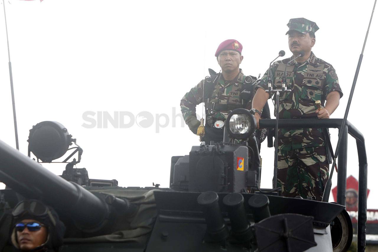 Panglima TNI Kunjungi...