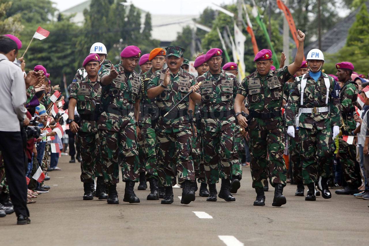 Panglima TNI Kunjungi...