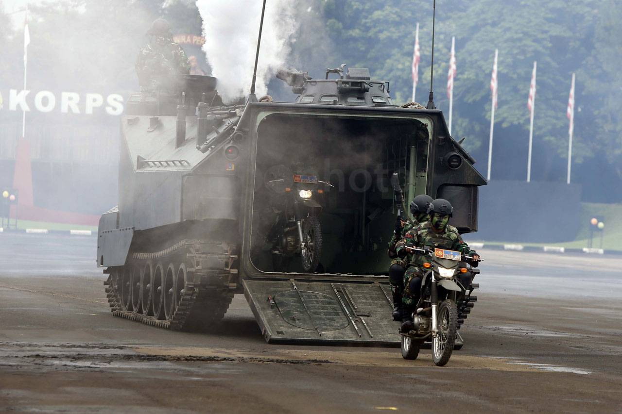 Panglima TNI Kunjungi...