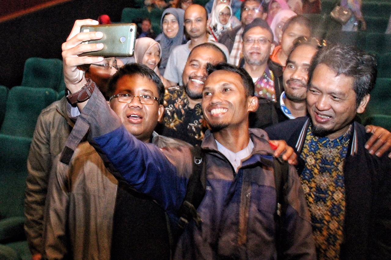 Presiden PKS Nobar Film...
