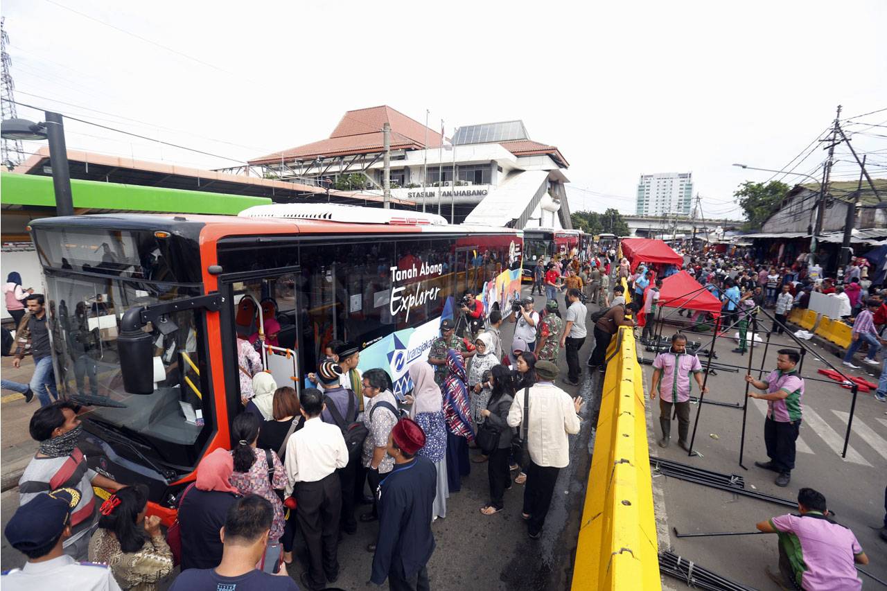 Kini Keliling Tanah...