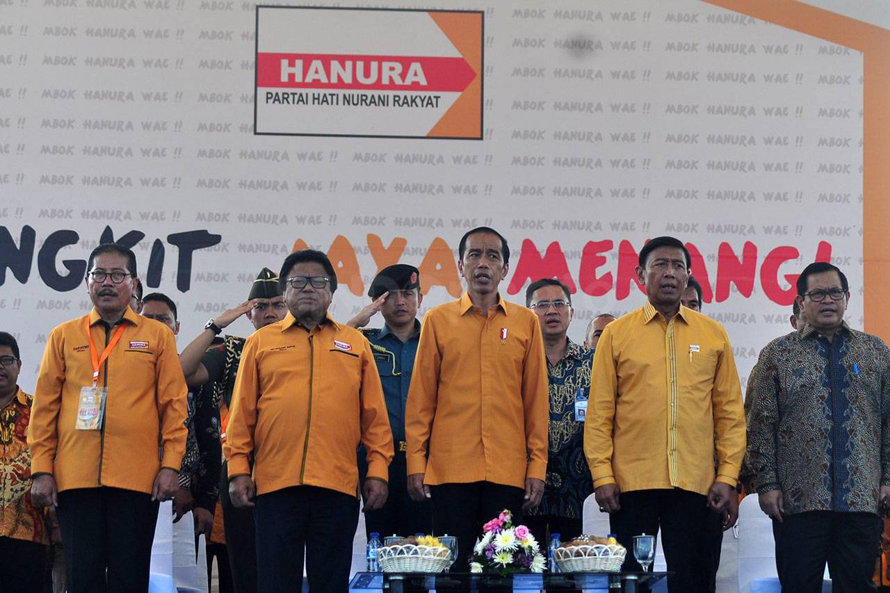 Presiden Jokowi Hadiri...