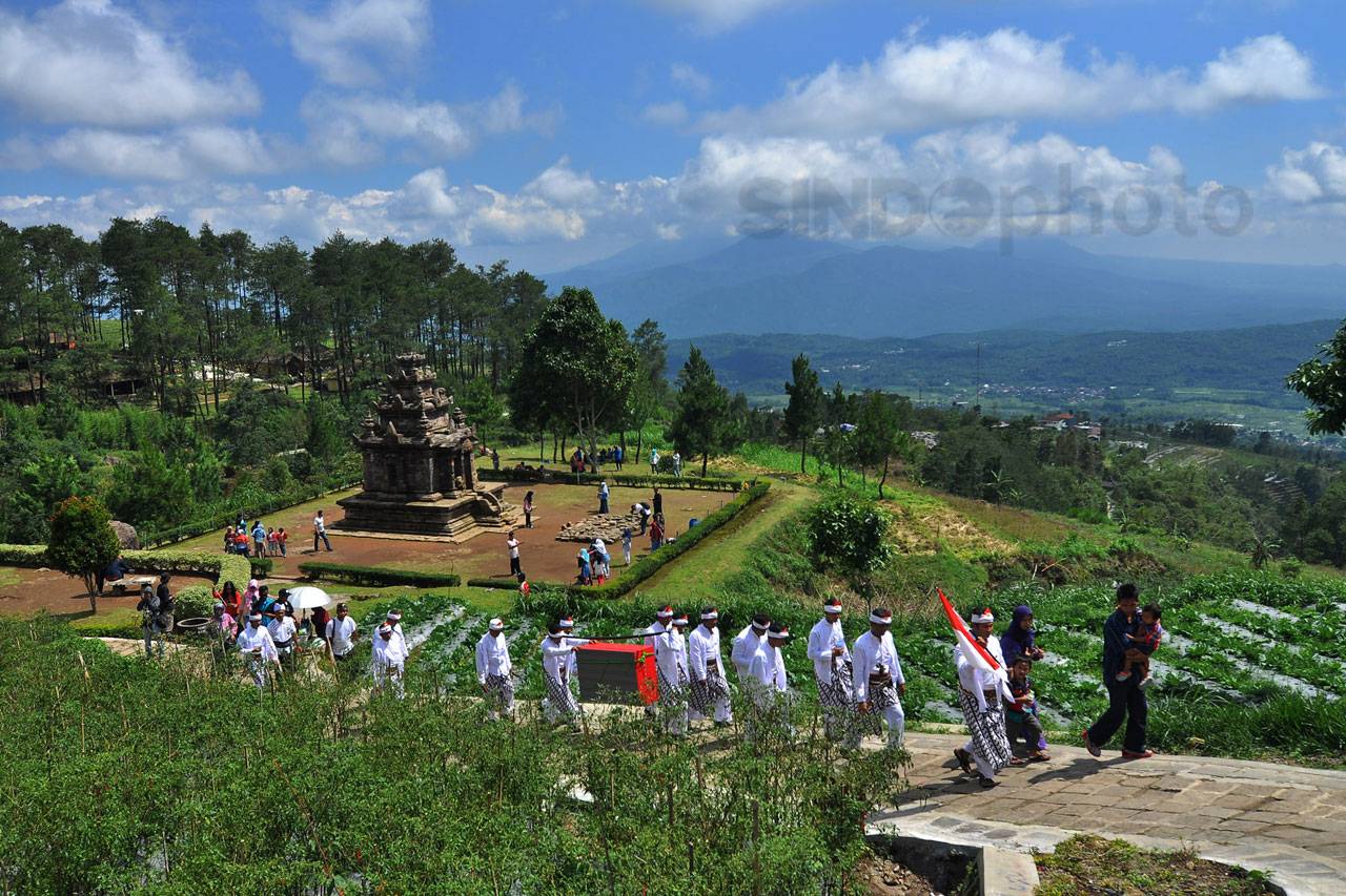 Gedong Songo Royal Culture