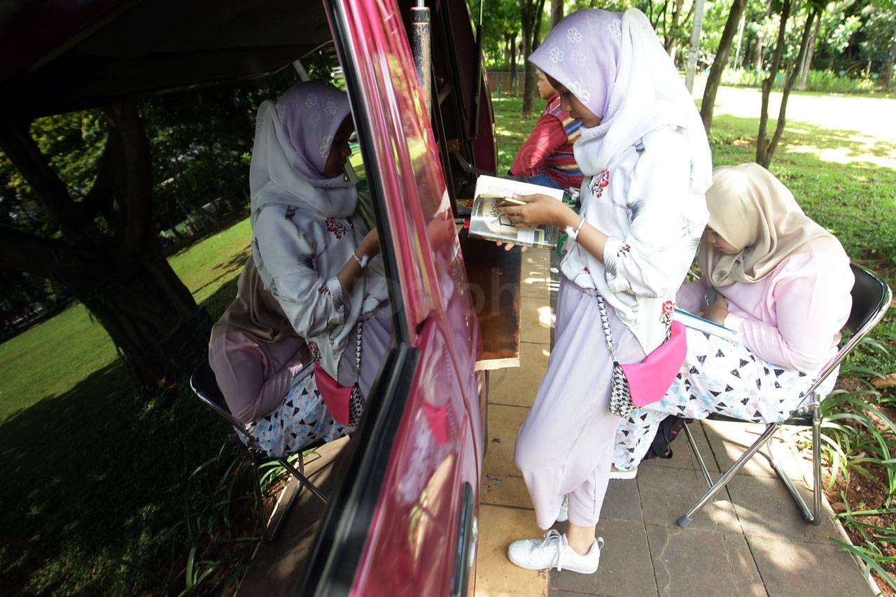 Mobil Perpustakaan Keliling...