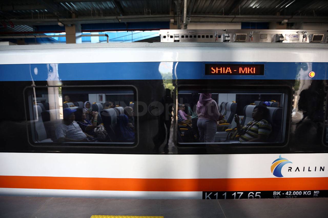 Kereta Bandara Soekarno-Hatta...