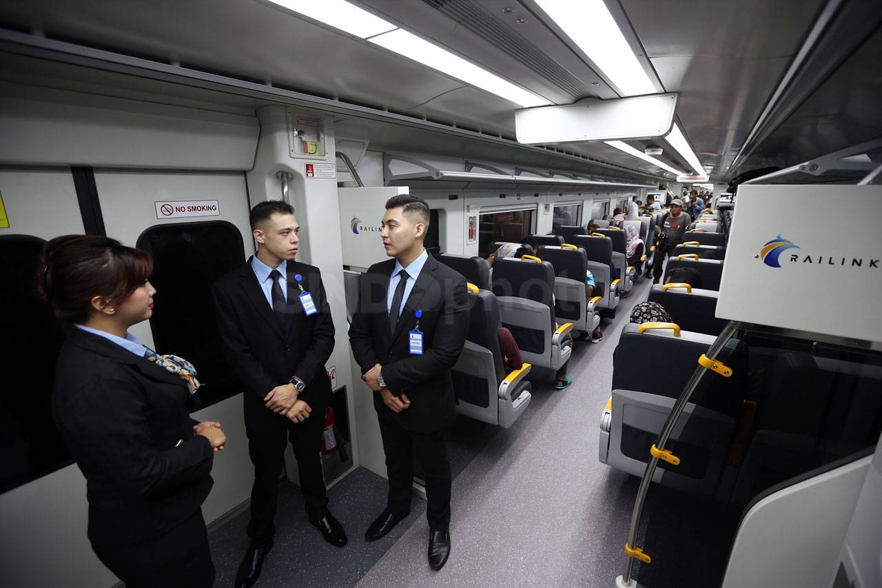 Kereta Bandara Soekarno-Hatta...