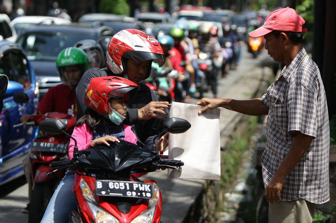 Libur Natal dan Tahun...