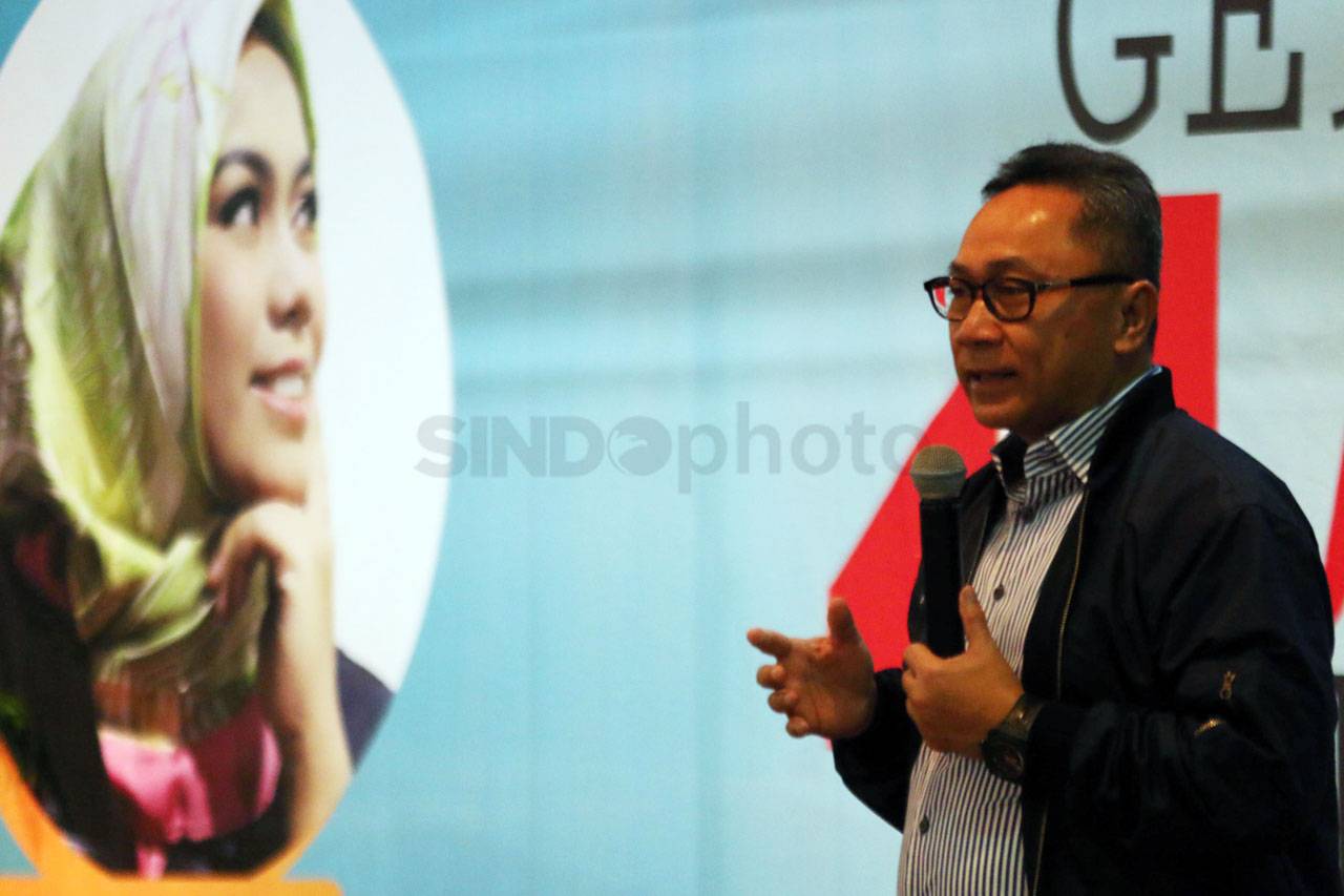 Ketua MPR Sosialisasikan...