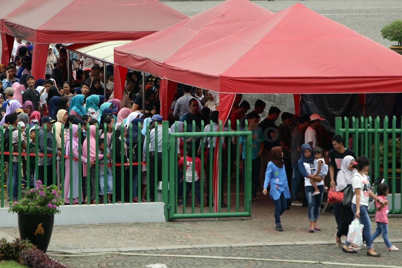 Menghabiskan Libur Akhir...