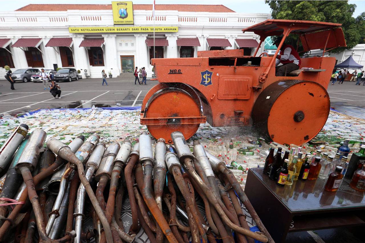 Polrestabes Surabaya...