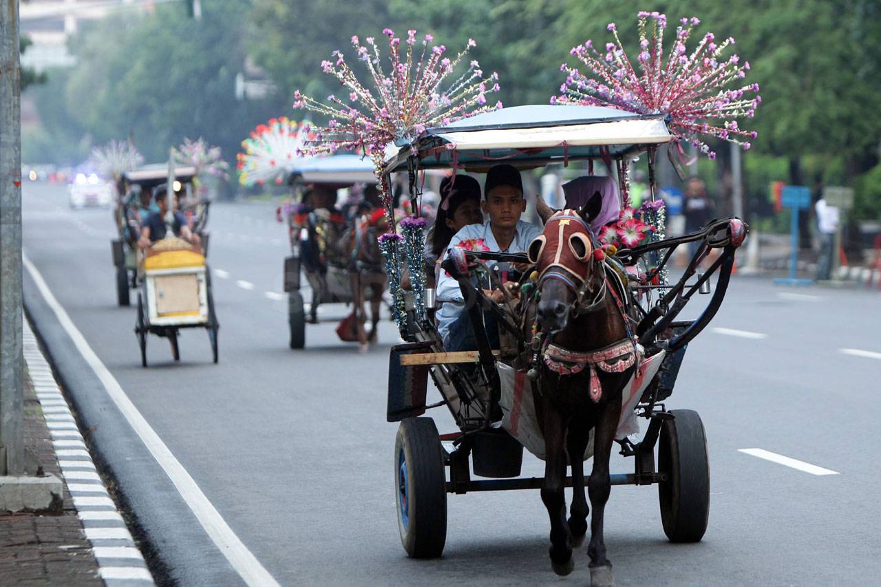 Menikmati Jakarta Lengang...