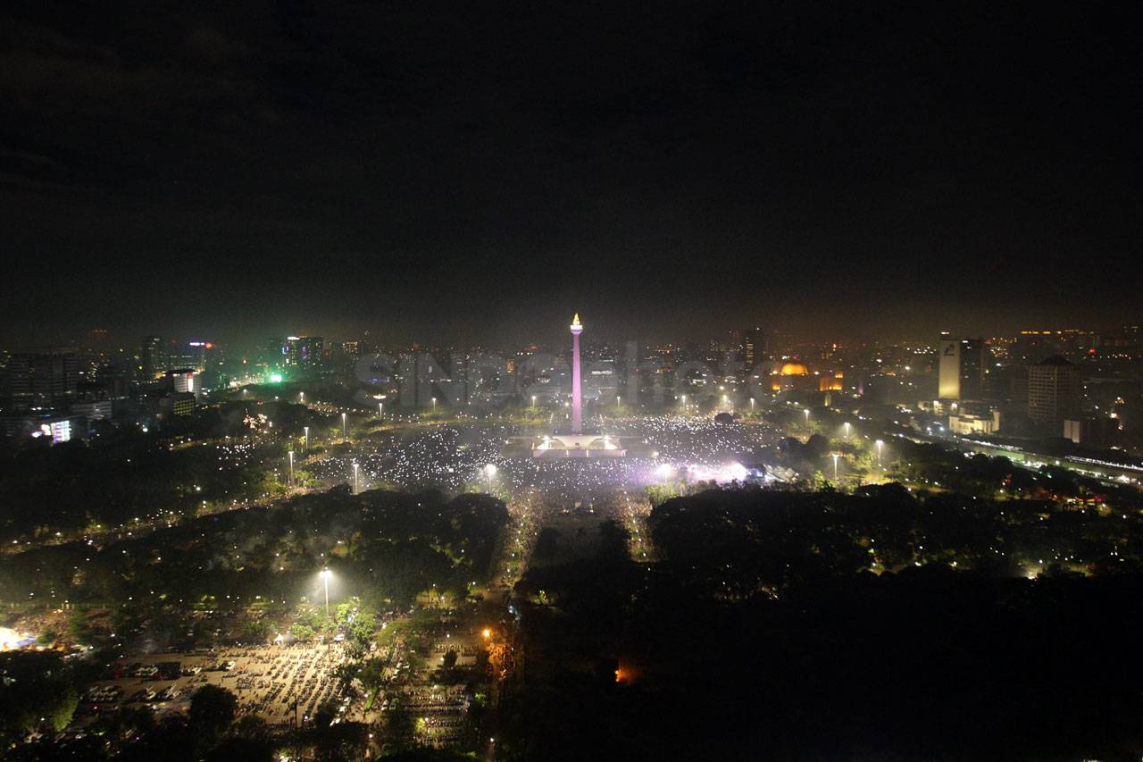 Ribuan Warga Nikmati...