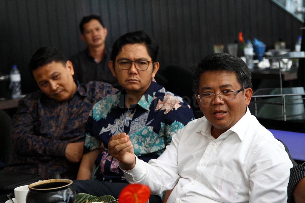PKS Gelar Diskusi dengan...