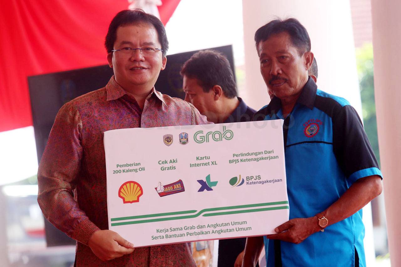 Gubernur Jatim Resmikan...
