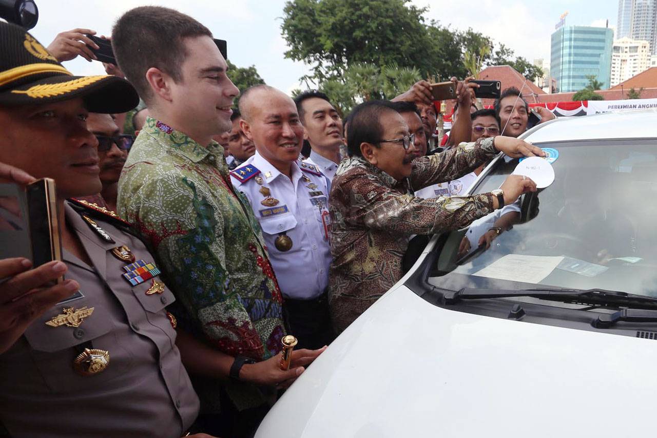 Gubernur Jatim Resmikan...