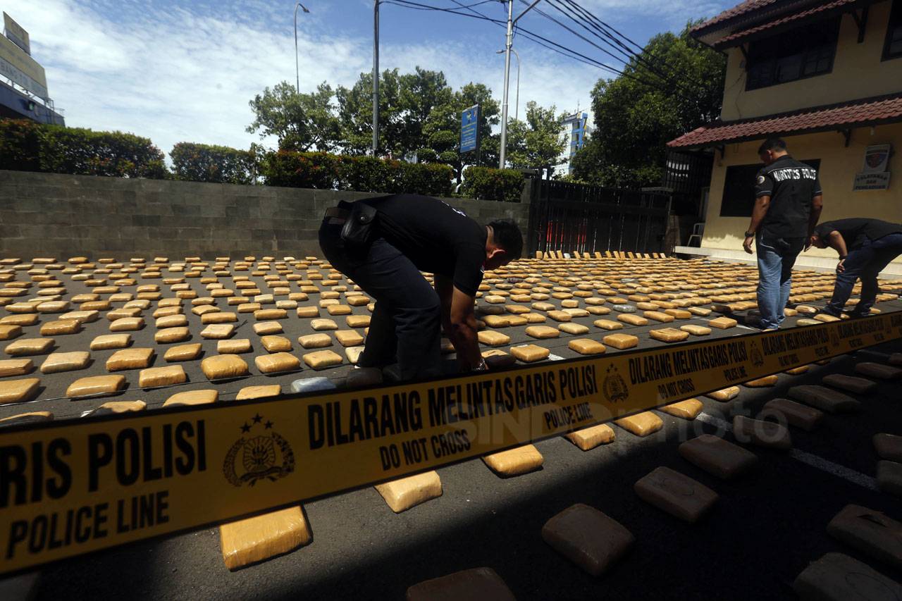 Polrestro Jakarta Barat...
