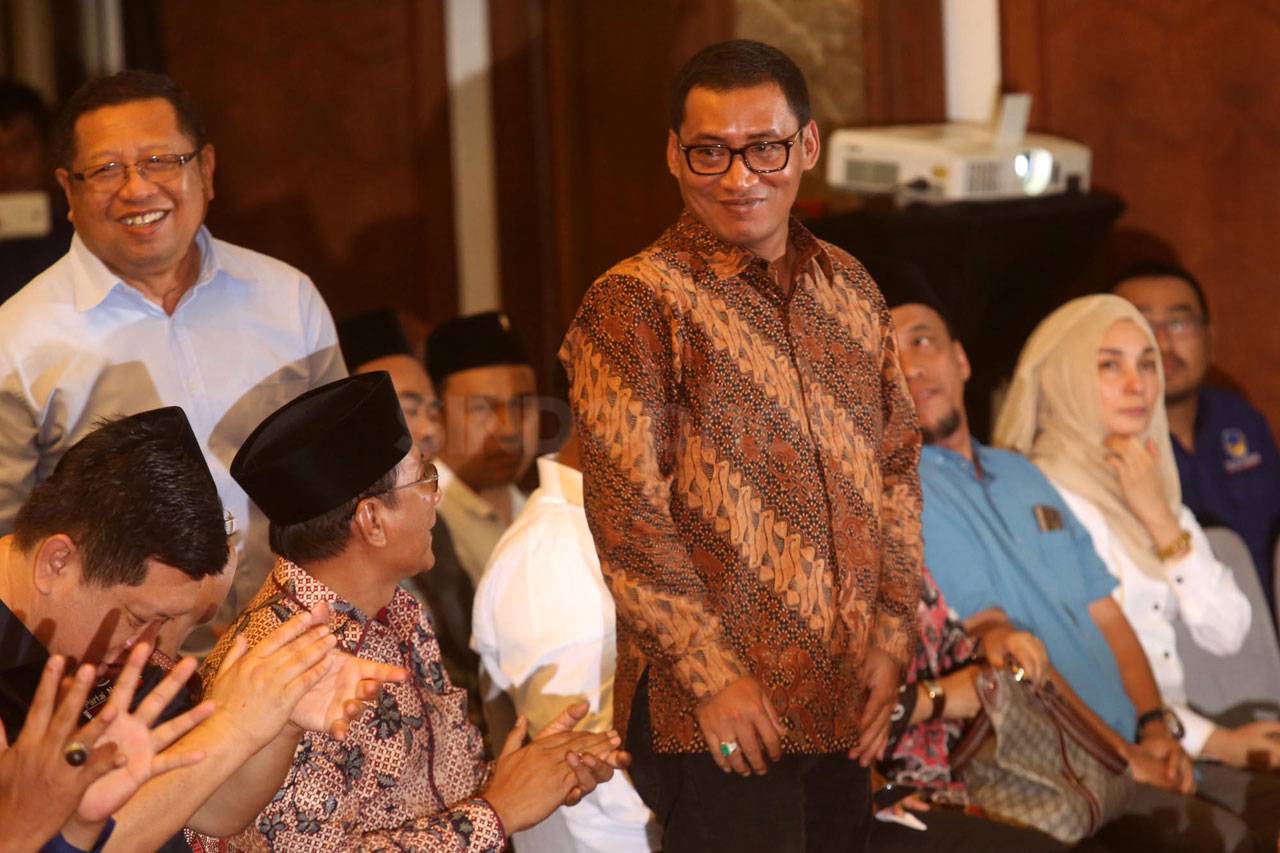 Partai Nasdem Serahkan...