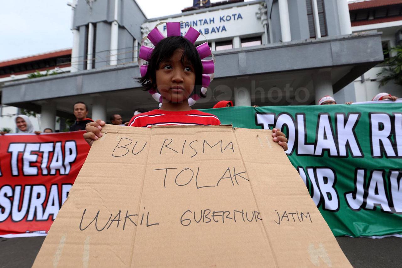 Forum Relawan Saya Surabaya...