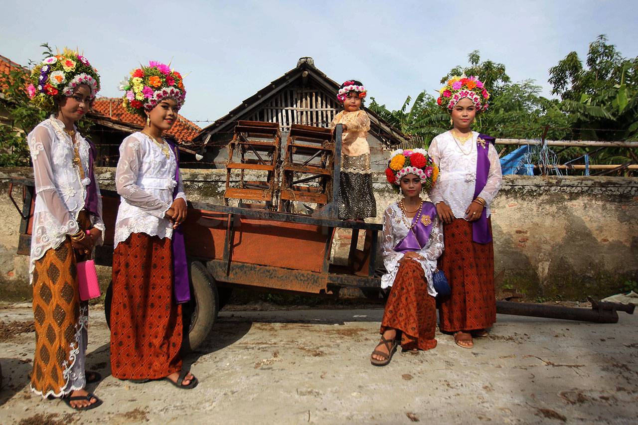 Arak-arakan Tradisi...