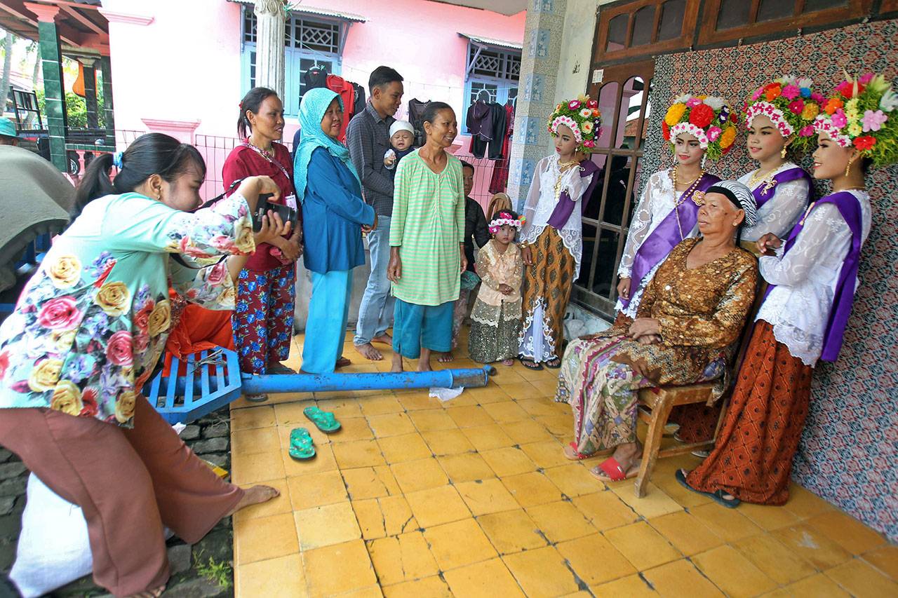 Arak-arakan Tradisi...