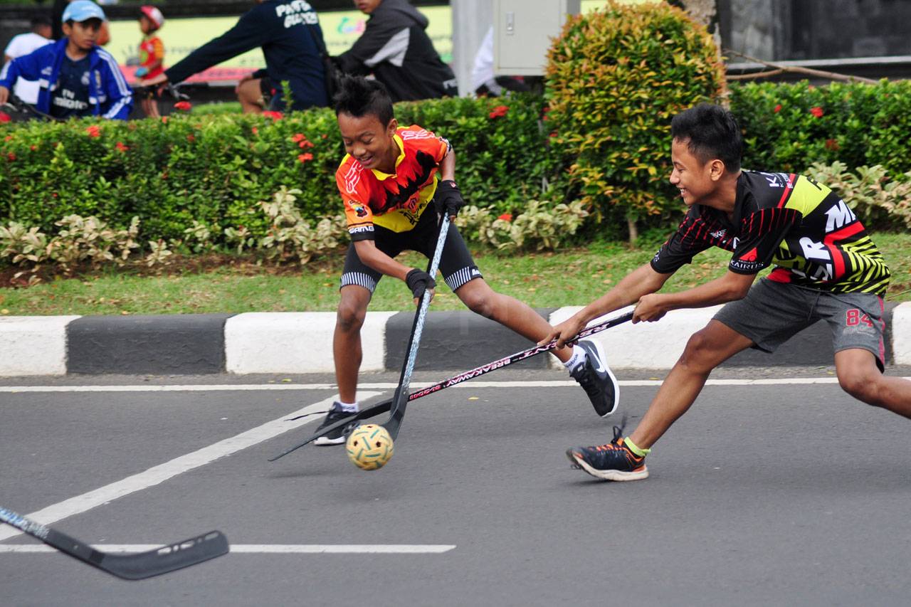 Memasyarakatkan Olahraga...
