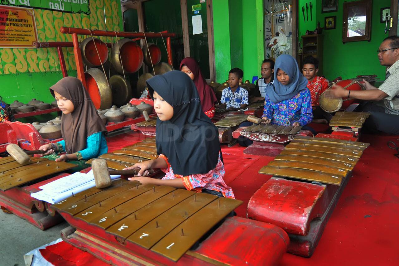 Atraksi Reog di Kampung...