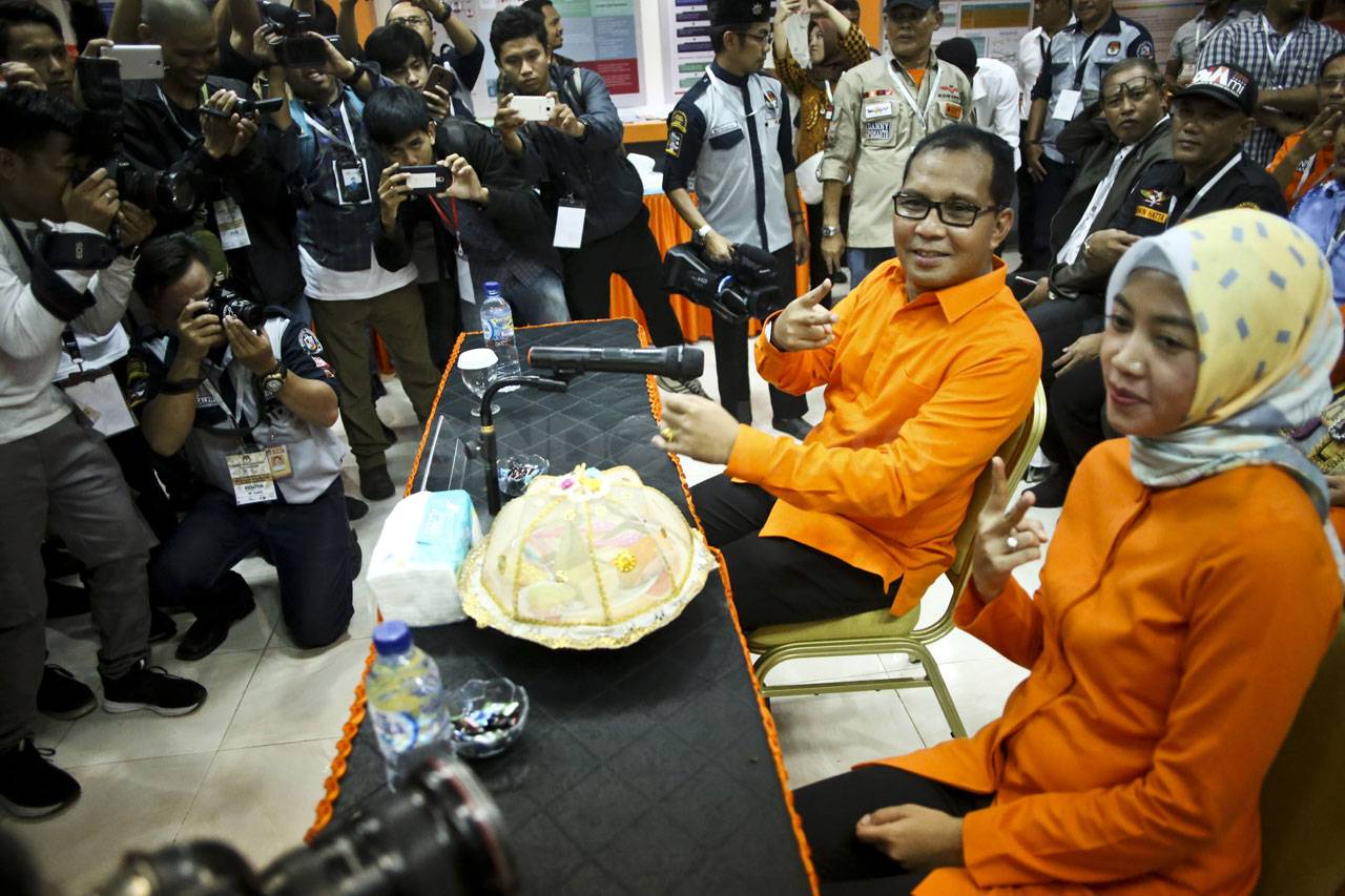 Mohammad Ramdhan Pomanto-Indira...