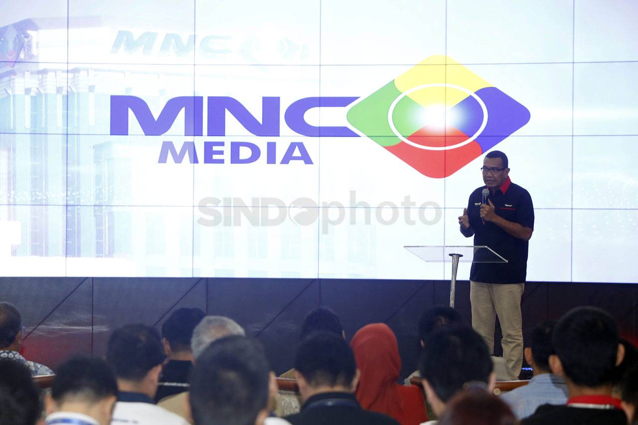 Tiga Menteri Hadiri...