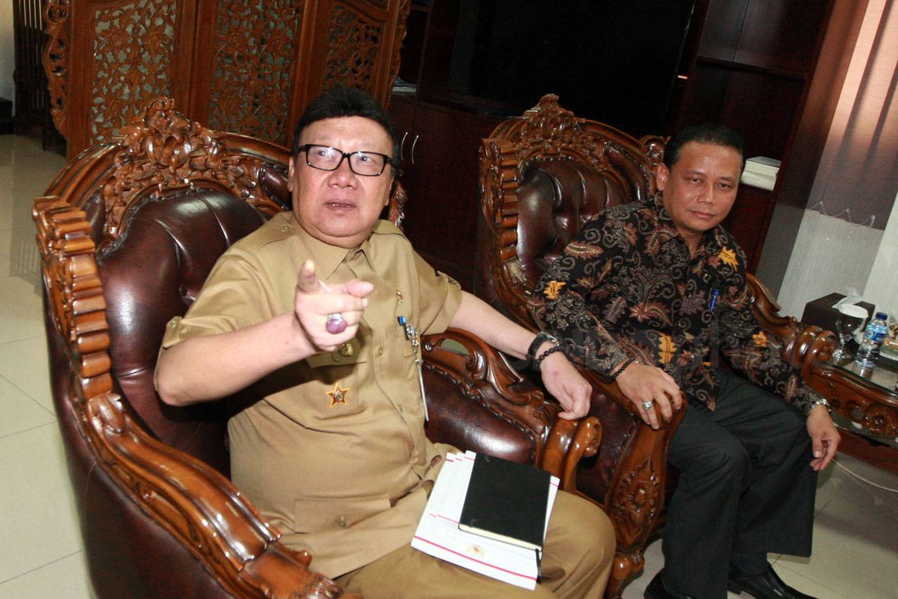 Bahas Pilkada Serentak,...