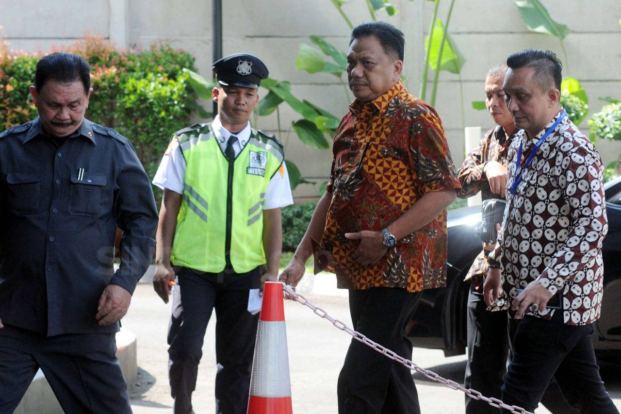 KPK Periksa Gubernur...