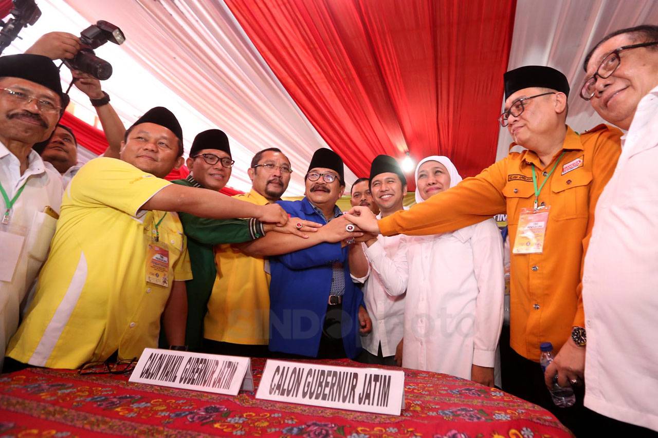 Pasangan Khofifah-Emil...