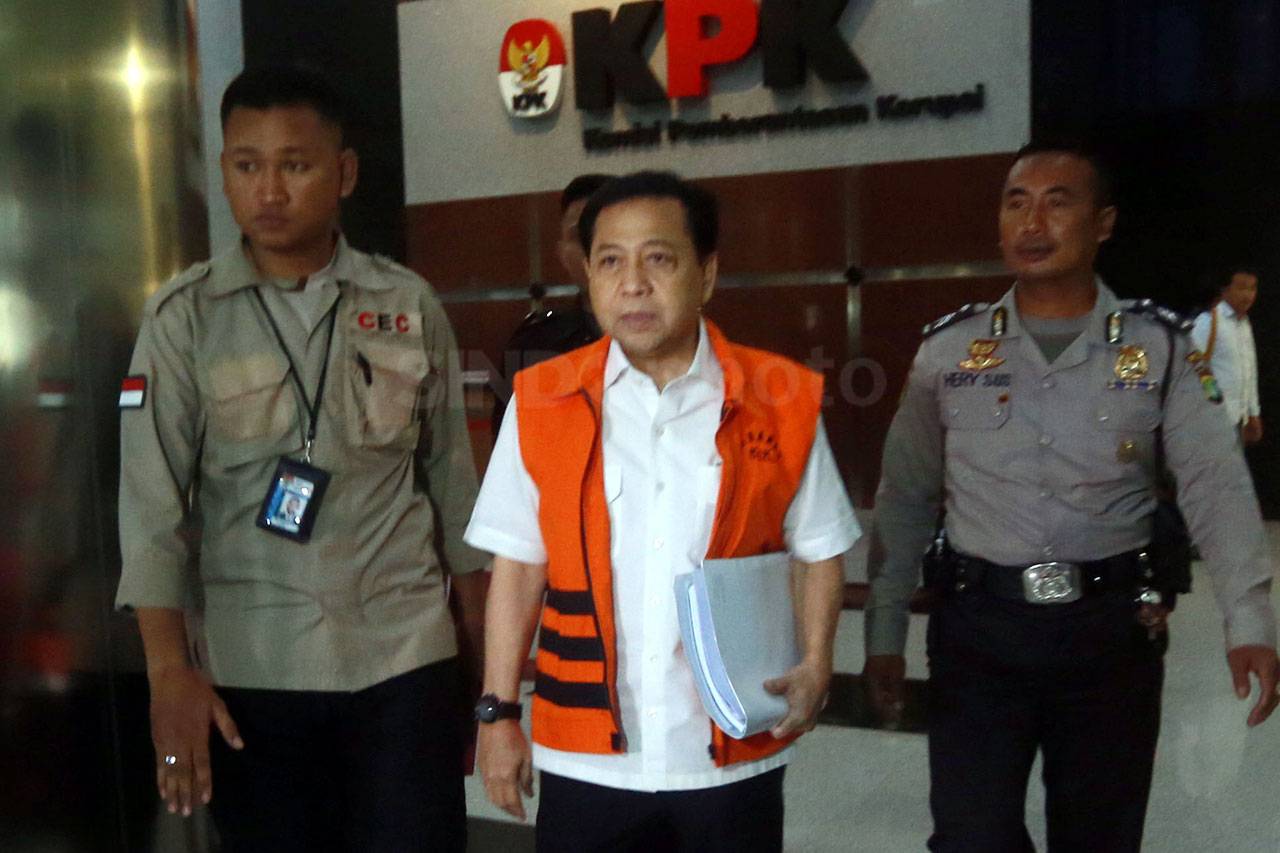 Kembangkan Kasus E-KTP,...