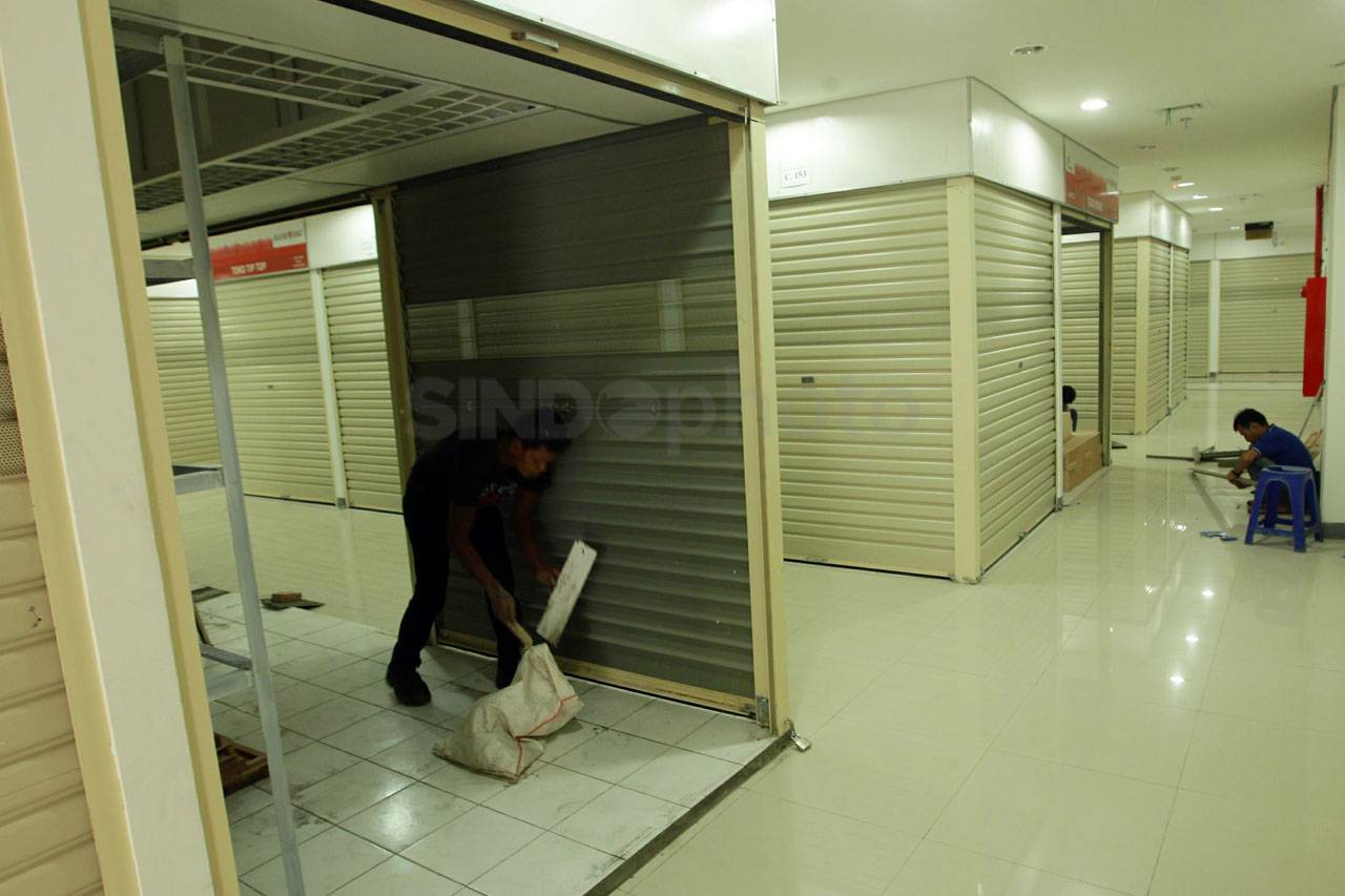 Akhir Januari Pedagang...