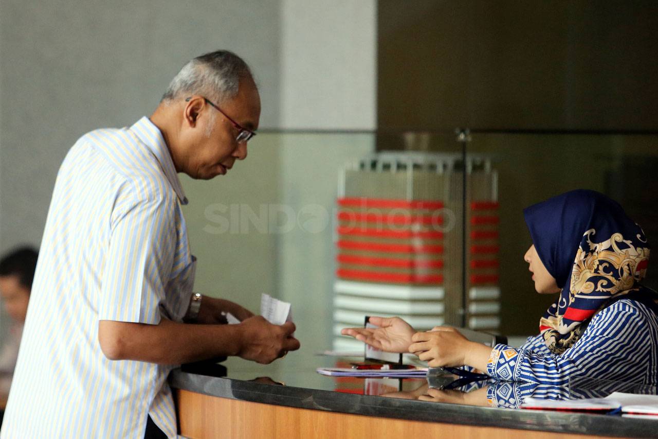 KPK Periksa Dokter Rumah...