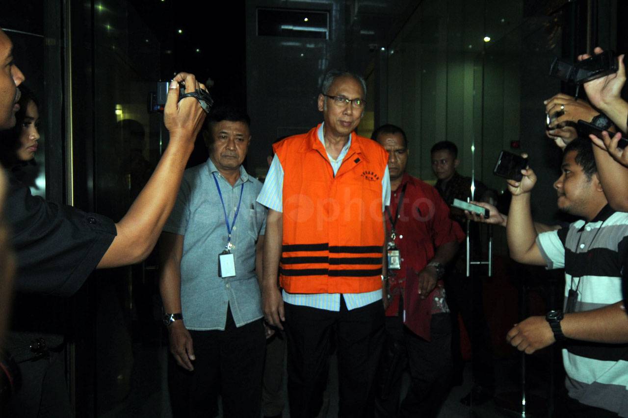 KPK Resmi Menahan Dokter...