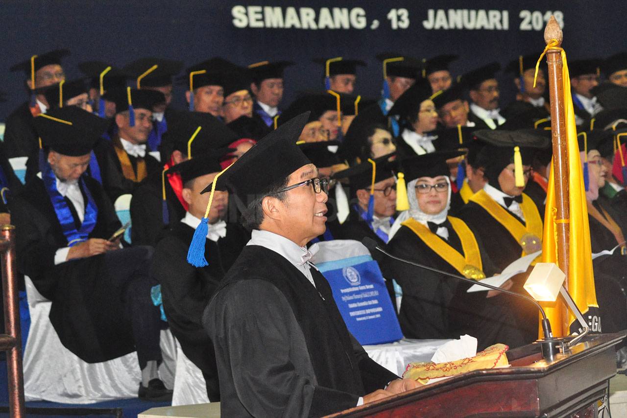 Muliaman D Hadad Dikukuhkan...