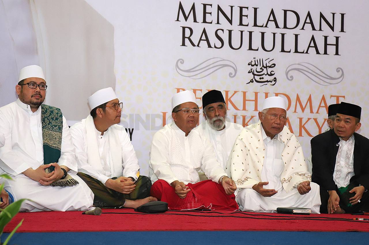 PKS Gelar Peringatan...