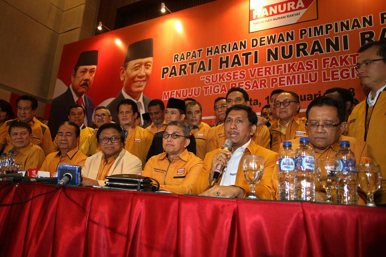 Dipecat Pengurus Hanura,...