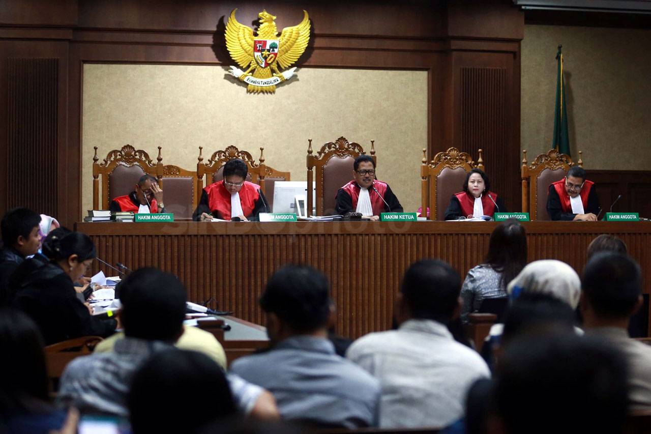 Setya Novanto Jalani...