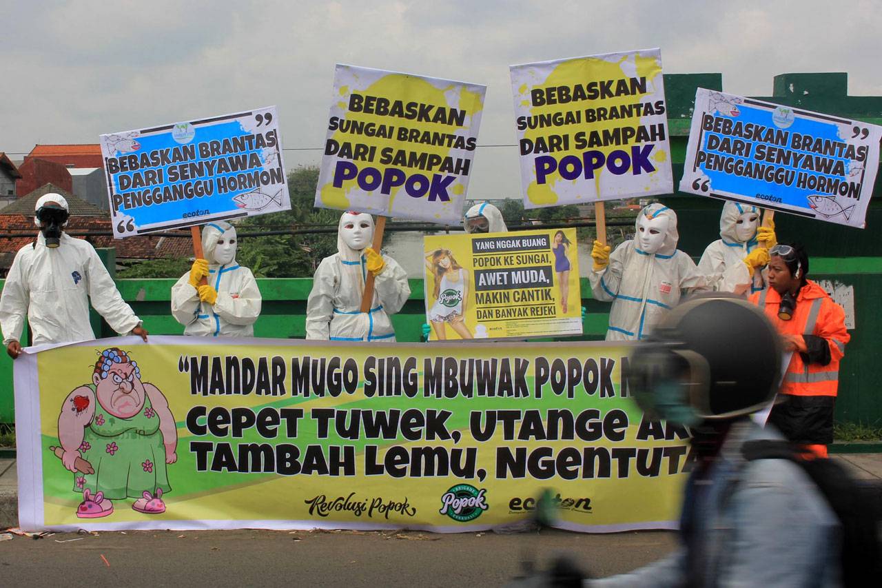 Aktivis Ecoton Gelar...