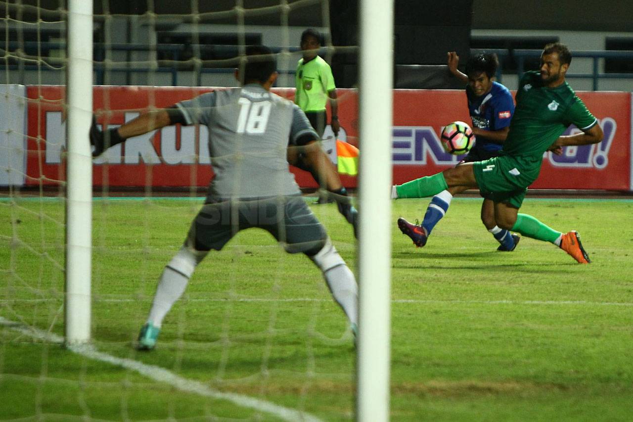 PSMS Tundukkan PSM Makassar