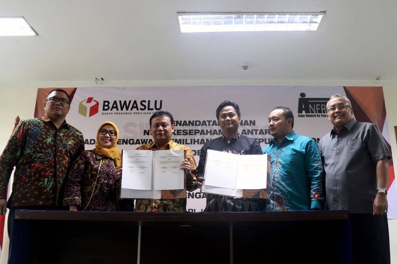 Bawaslu Kerja Sama dengan...