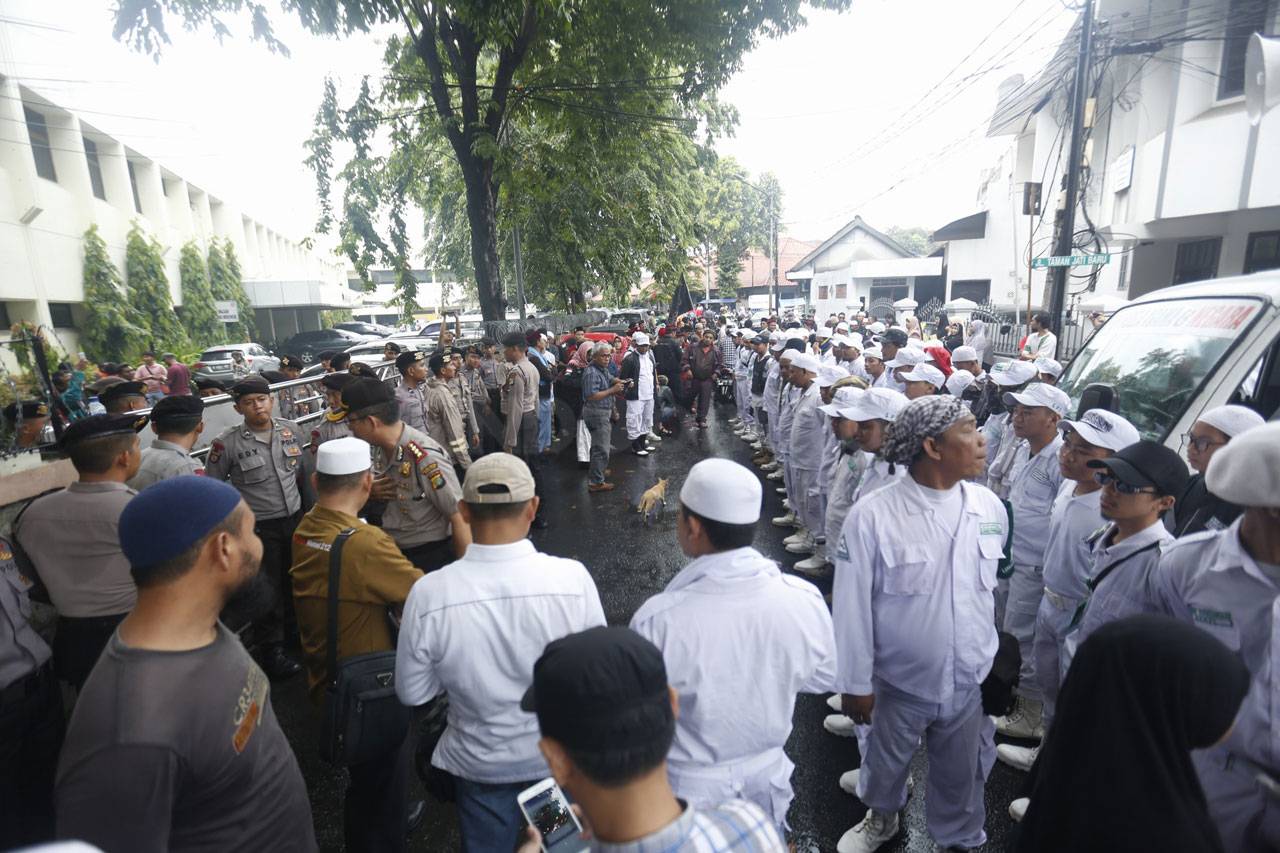 Ustaz Zulkifli Muhammad...